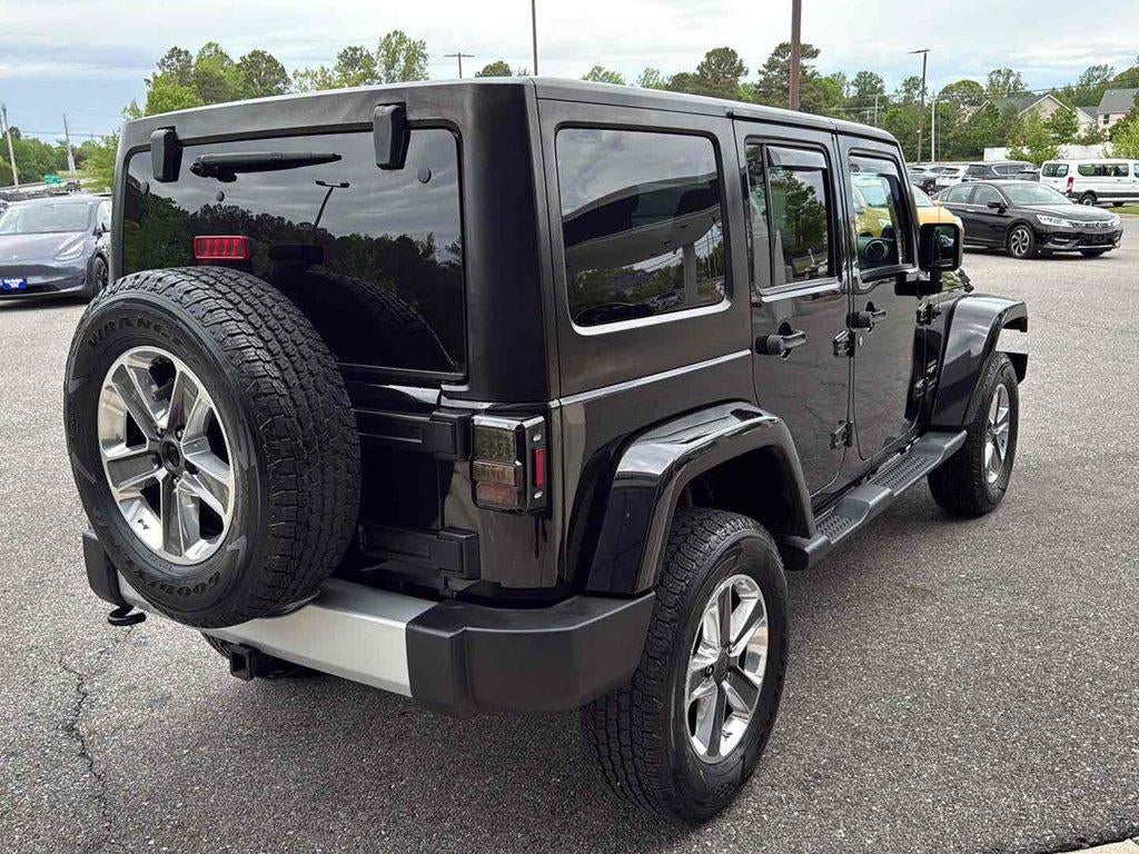 2013 Jeep Wrangler Unlimited Sahara