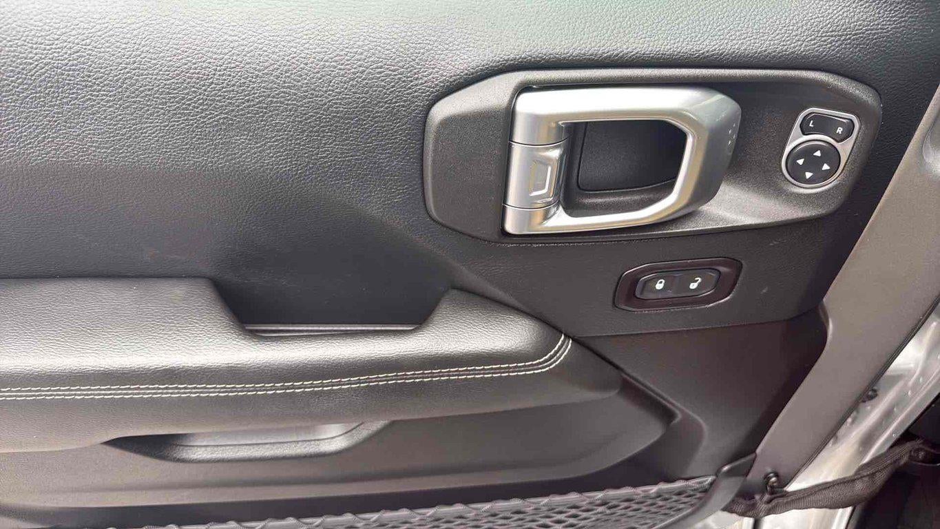 2019 Jeep Wrangler Unlimited Sahara 4x4