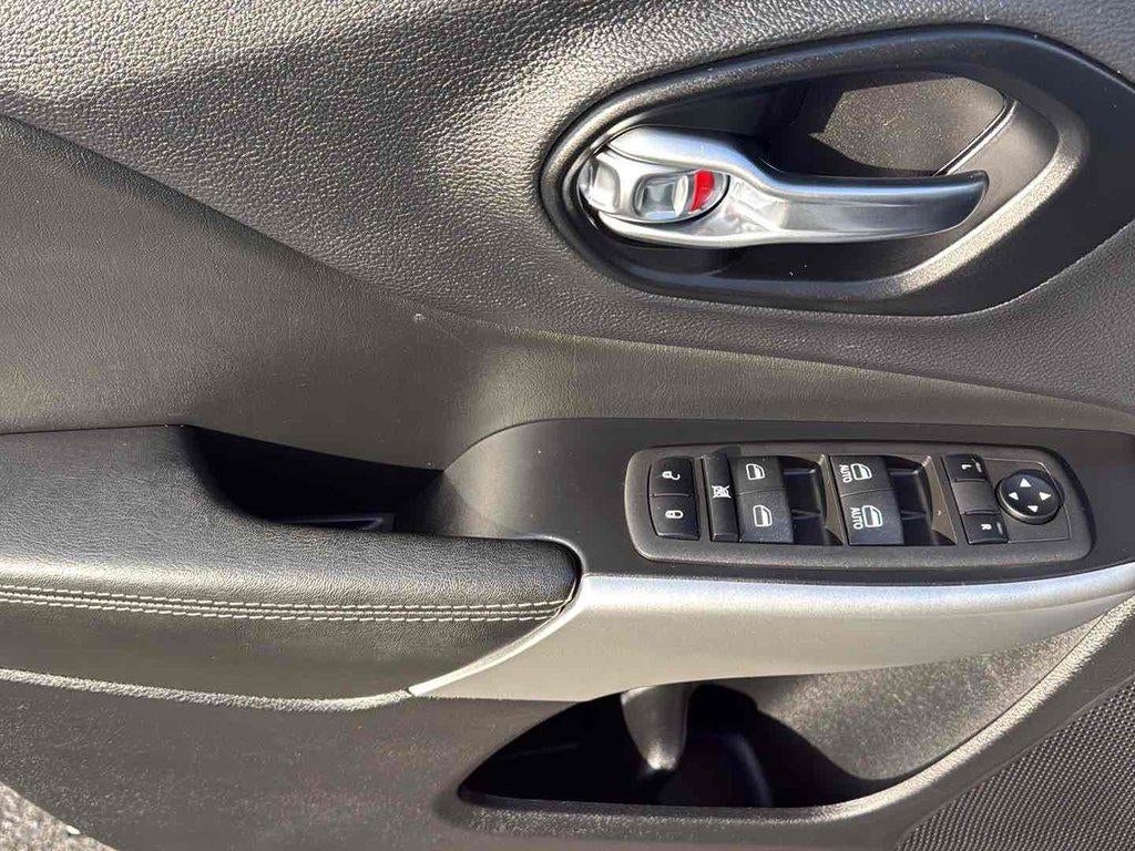 2022 Jeep Cherokee X 4x4