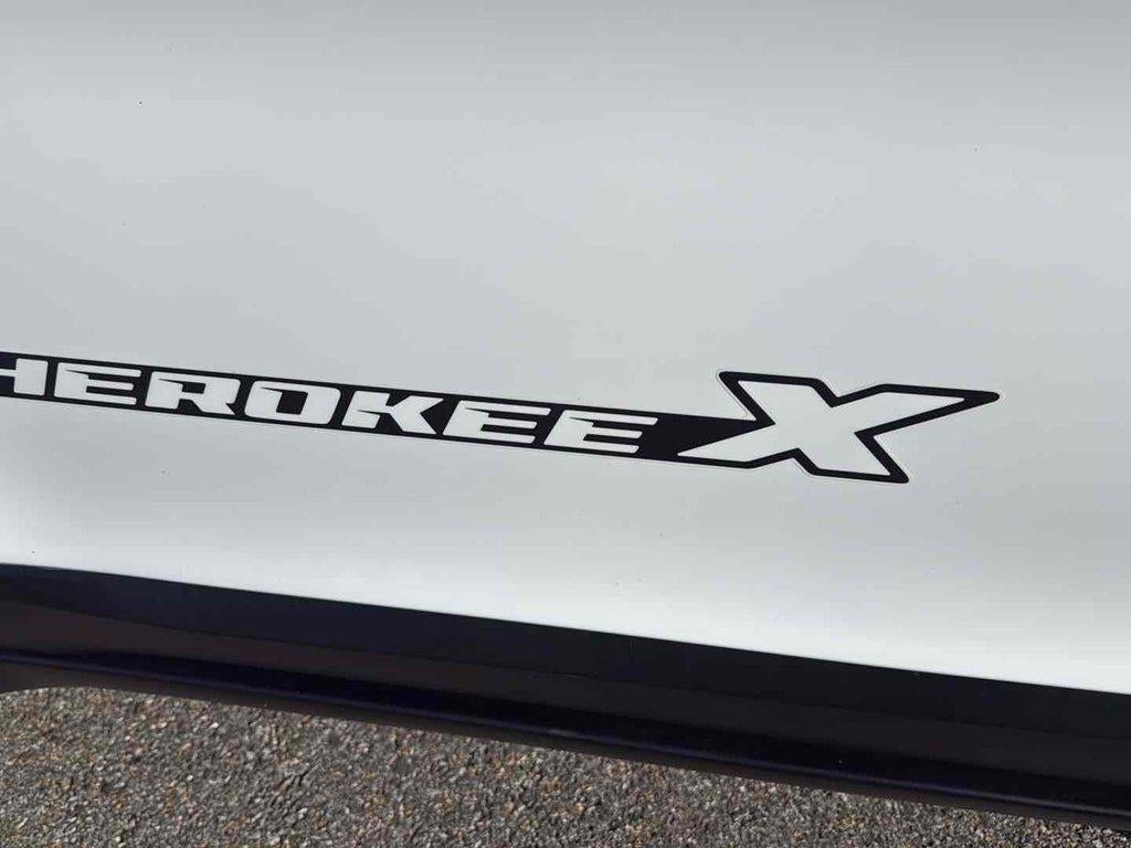 2022 Jeep Cherokee X 4x4