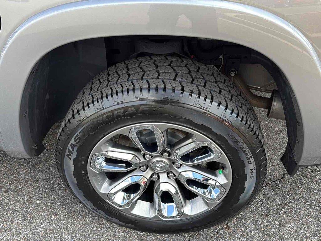 2022 RAM 1500 Laramie Crew Cab 4x4 57' Box