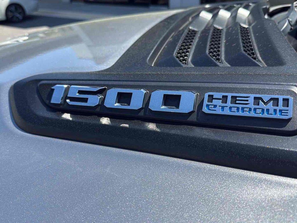 2022 RAM 1500 Laramie Crew Cab 4x4 57' Box