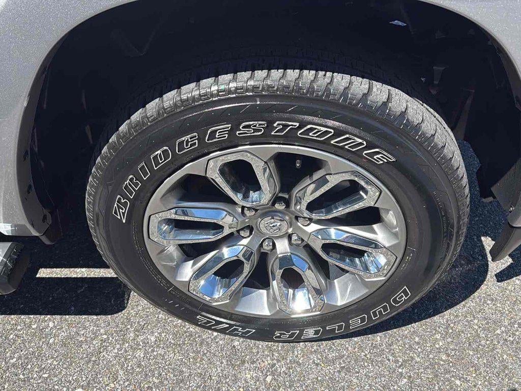 2022 RAM 1500 Laramie Crew Cab 4x4 57' Box