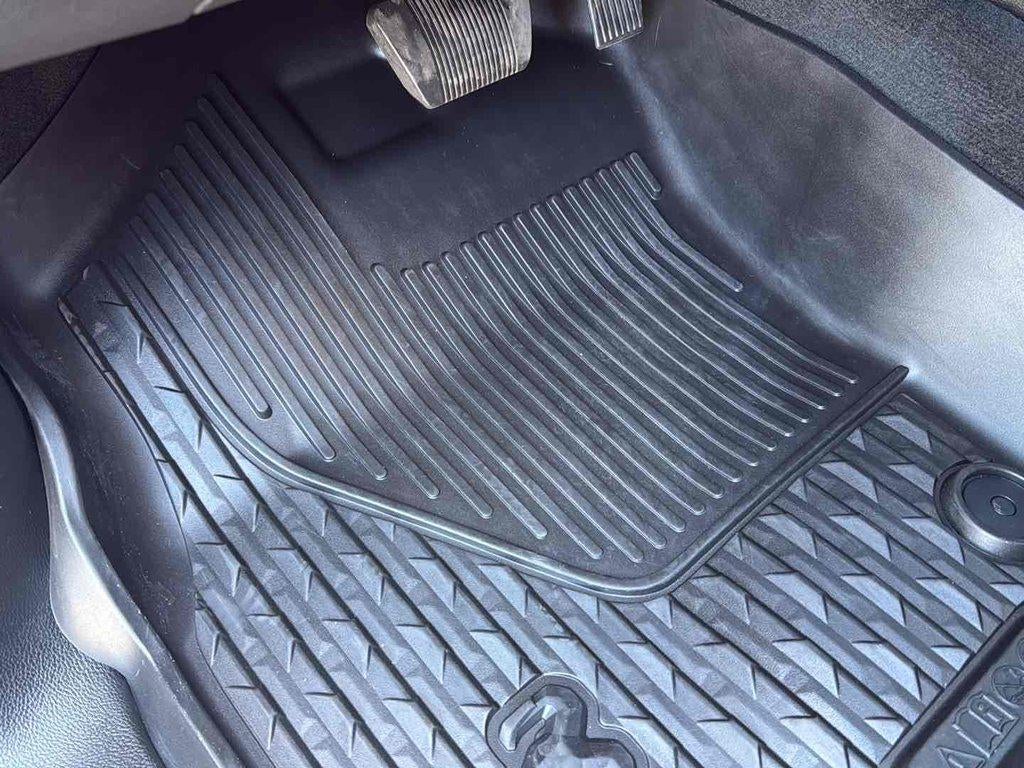 2022 RAM 1500 Laramie Crew Cab 4x4 57' Box