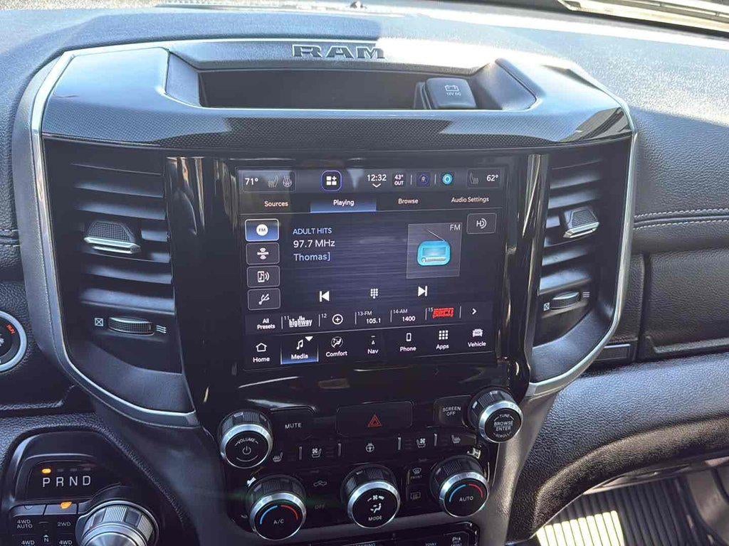 2022 RAM 1500 Laramie Crew Cab 4x4 57' Box