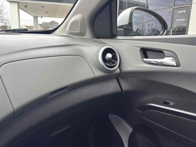 2019 Chevrolet Sonic LT Auto