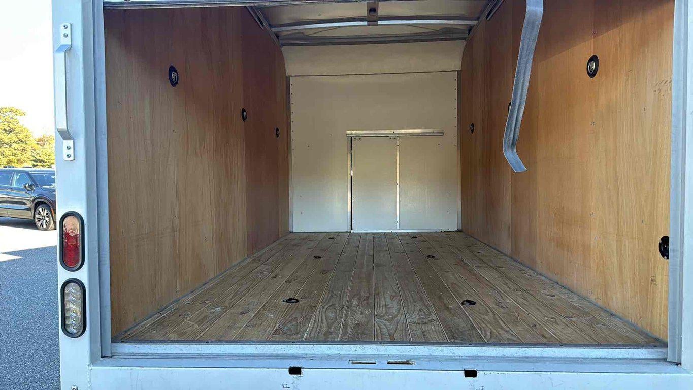 2023 Chevrolet Express Cutaway Work Van