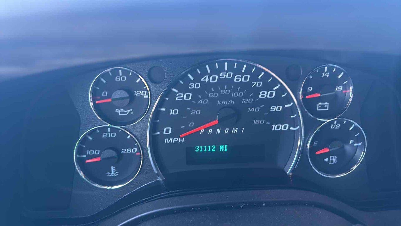 2023 Chevrolet Express Cutaway Work Van