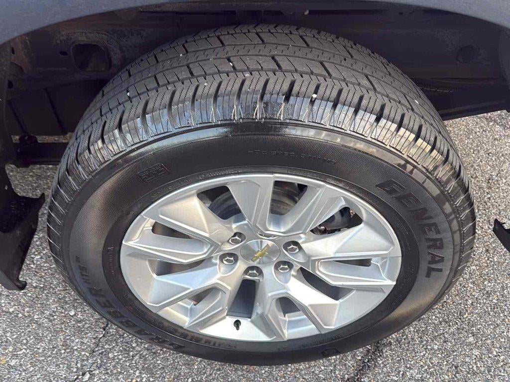 2021 Chevrolet Silverado 1500 4WD Crew Cab Short Bed Custom