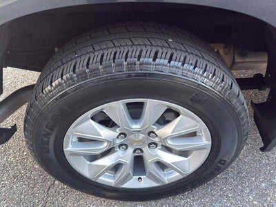 2021 Chevrolet Silverado 1500 4WD Crew Cab Short Bed Custom