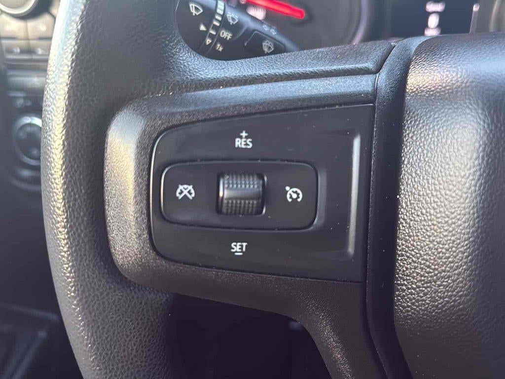 2021 Chevrolet Silverado 1500 4WD Crew Cab Short Bed Custom