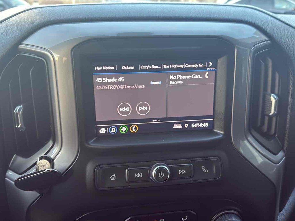 2021 Chevrolet Silverado 1500 4WD Crew Cab Short Bed Custom