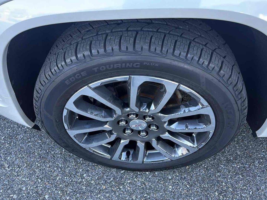 2020 GMC Acadia AWD Denali