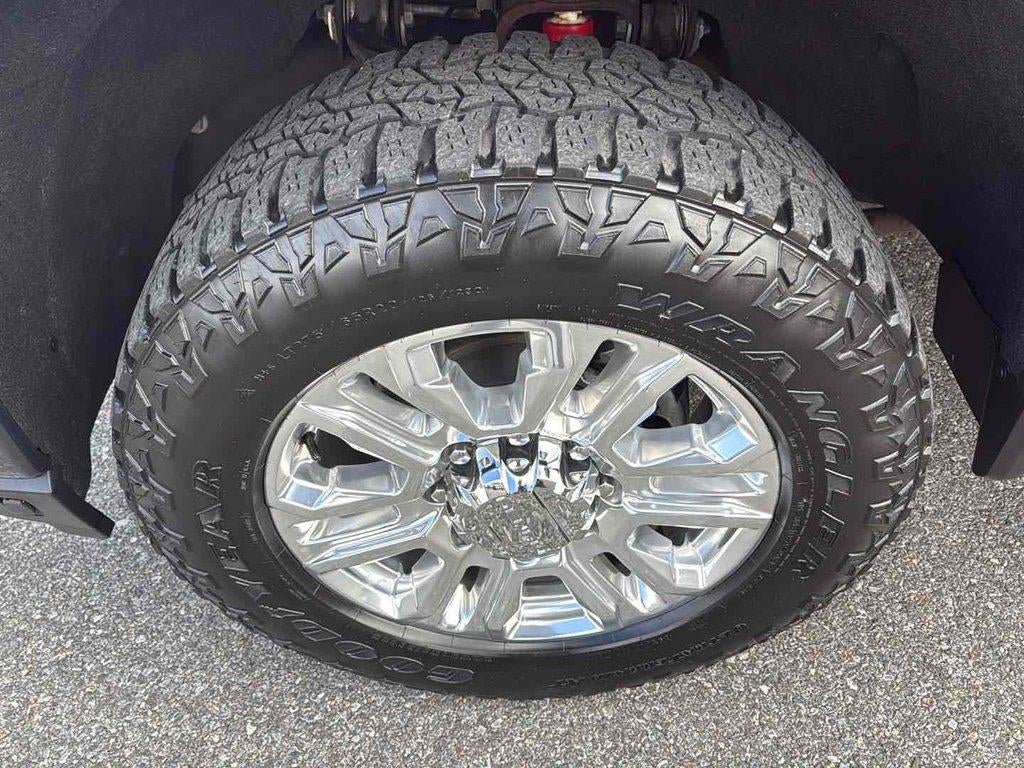 2020 GMC Sierra 2500HD 4WD Crew Cab Standard Bed Denali