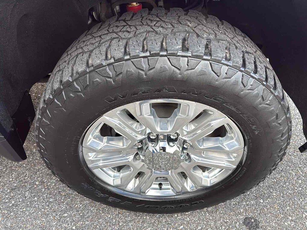 2020 GMC Sierra 2500HD 4WD Crew Cab Standard Bed Denali