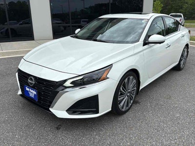 2024 Nissan Altima SL FWD