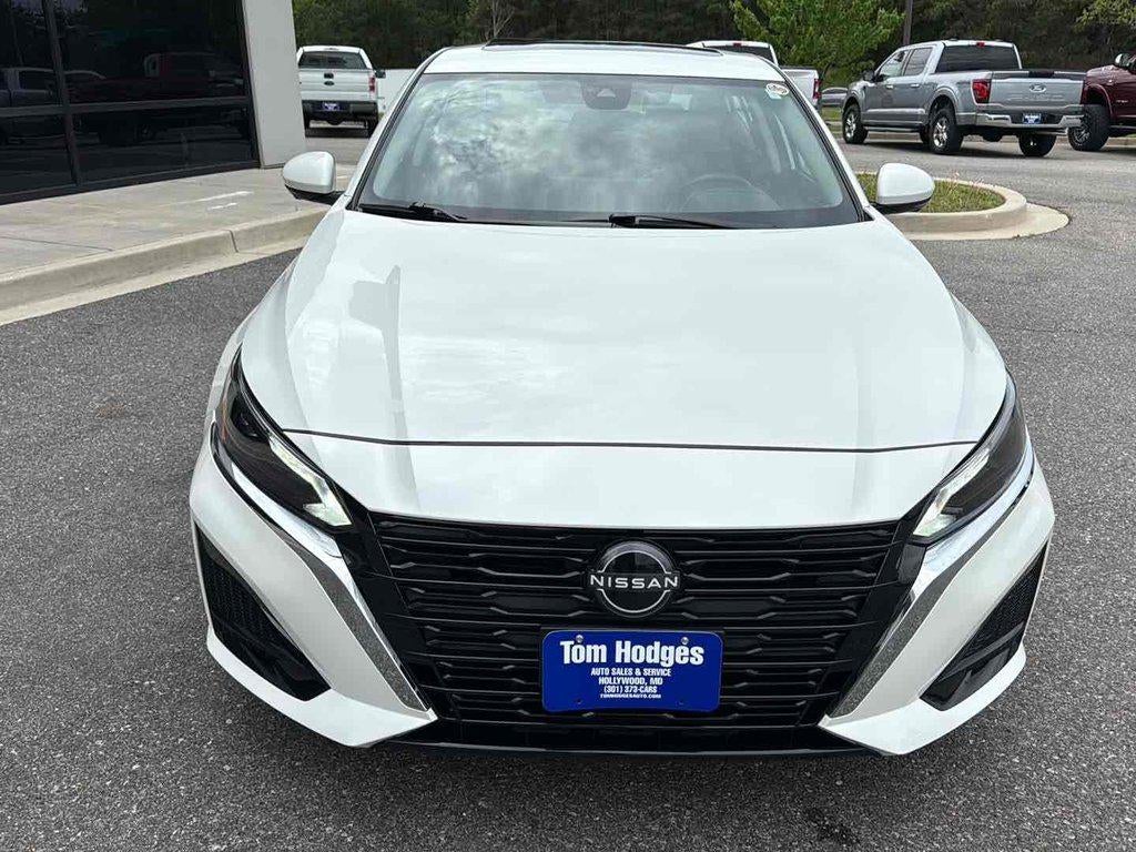 2024 Nissan Altima SL FWD