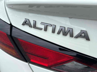 2024 Nissan Altima SL FWD