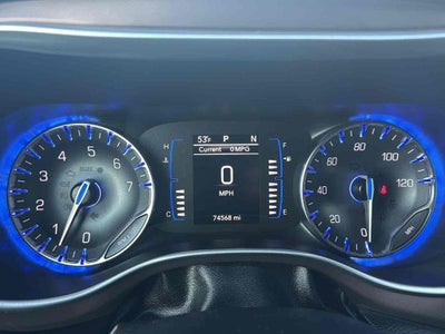 2023 Chrysler Voyager LX