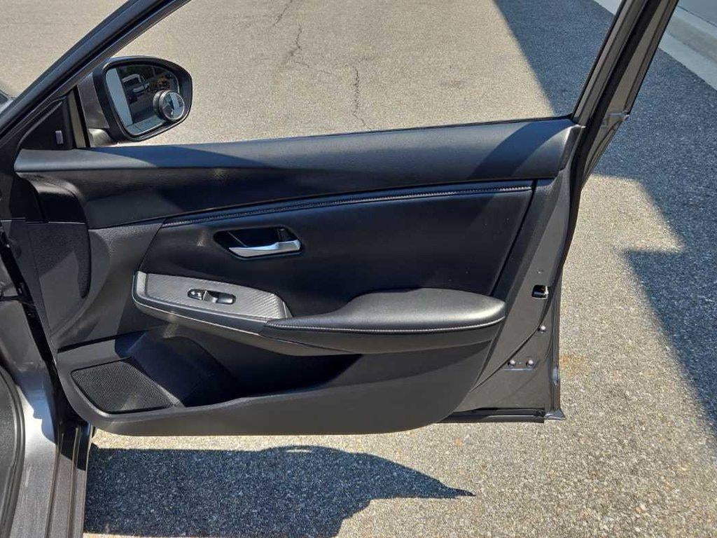 2023 Nissan Sentra SV Xtronic CVT