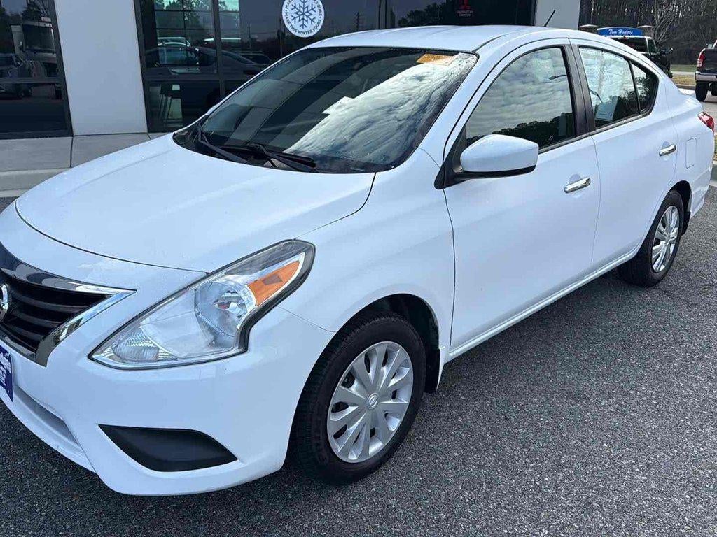 2016 Nissan Versa 1.6 SV