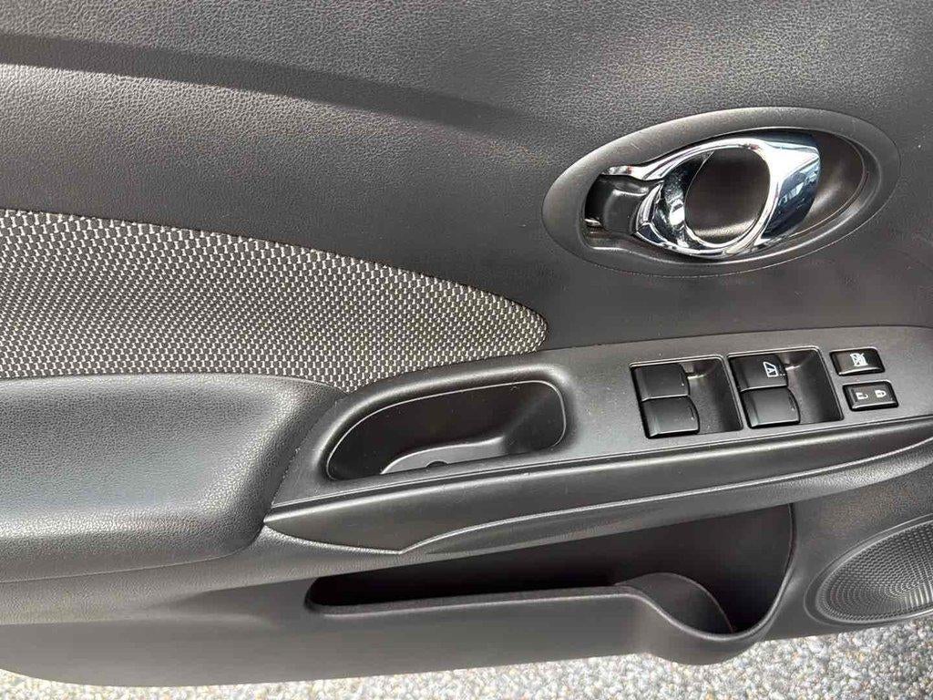 2016 Nissan Versa 1.6 SV