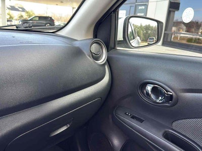 2016 Nissan Versa 1.6 SV