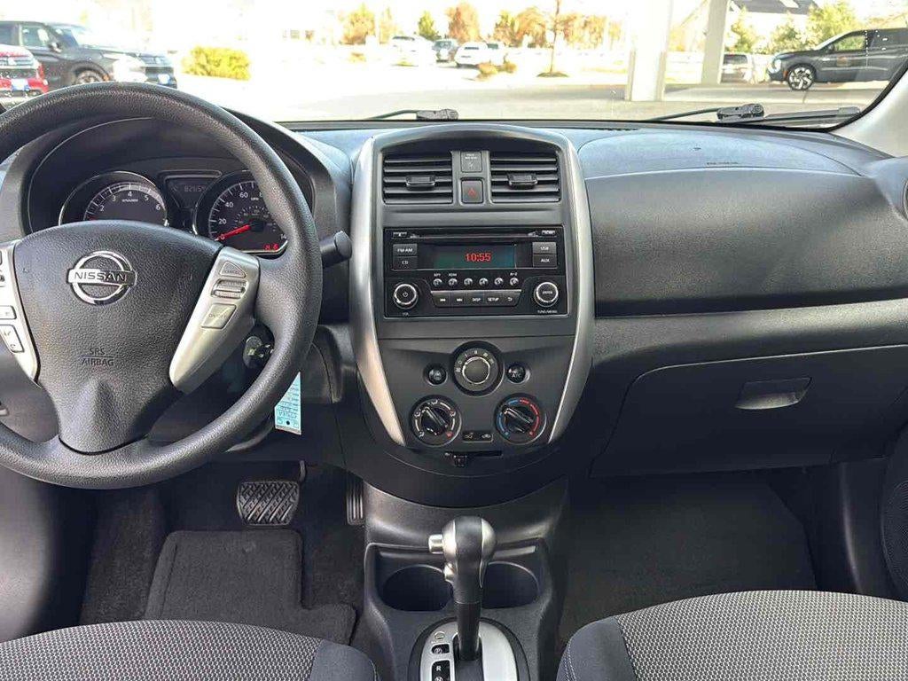 2016 Nissan Versa 1.6 SV