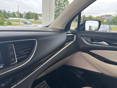 2022 Buick Enclave AWD Essence