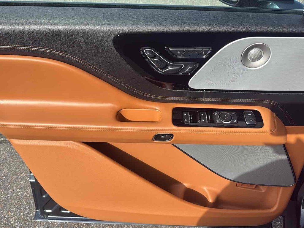 2021 Lincoln Aviator Black Label