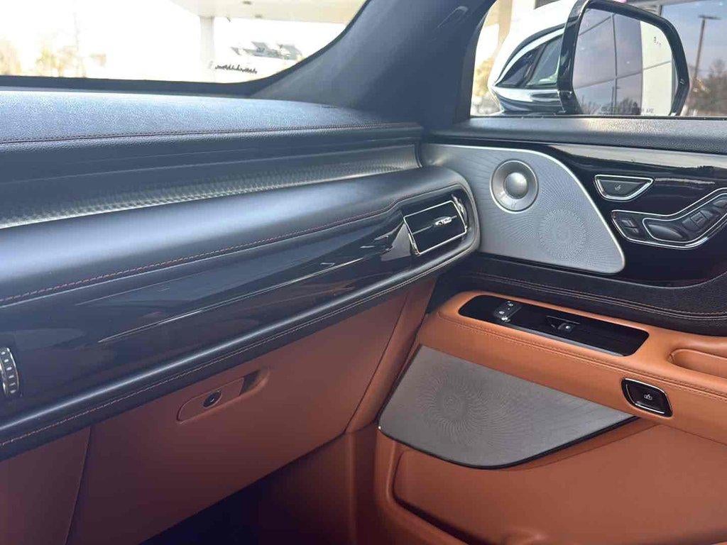 2021 Lincoln Aviator Black Label