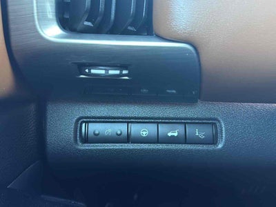 2023 Nissan Pathfinder Platinum 4WD