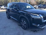 2023 Nissan Pathfinder Platinum 4WD