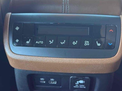 2023 Nissan Pathfinder Platinum 4WD