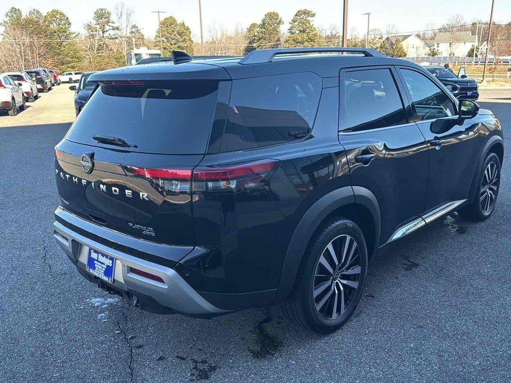 2023 Nissan Pathfinder Platinum 4WD