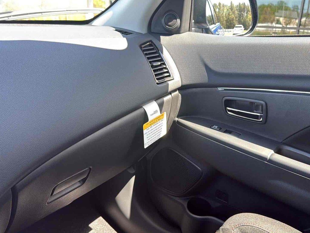 2026 Mitsubishi Outlander Sport 2.0 LE