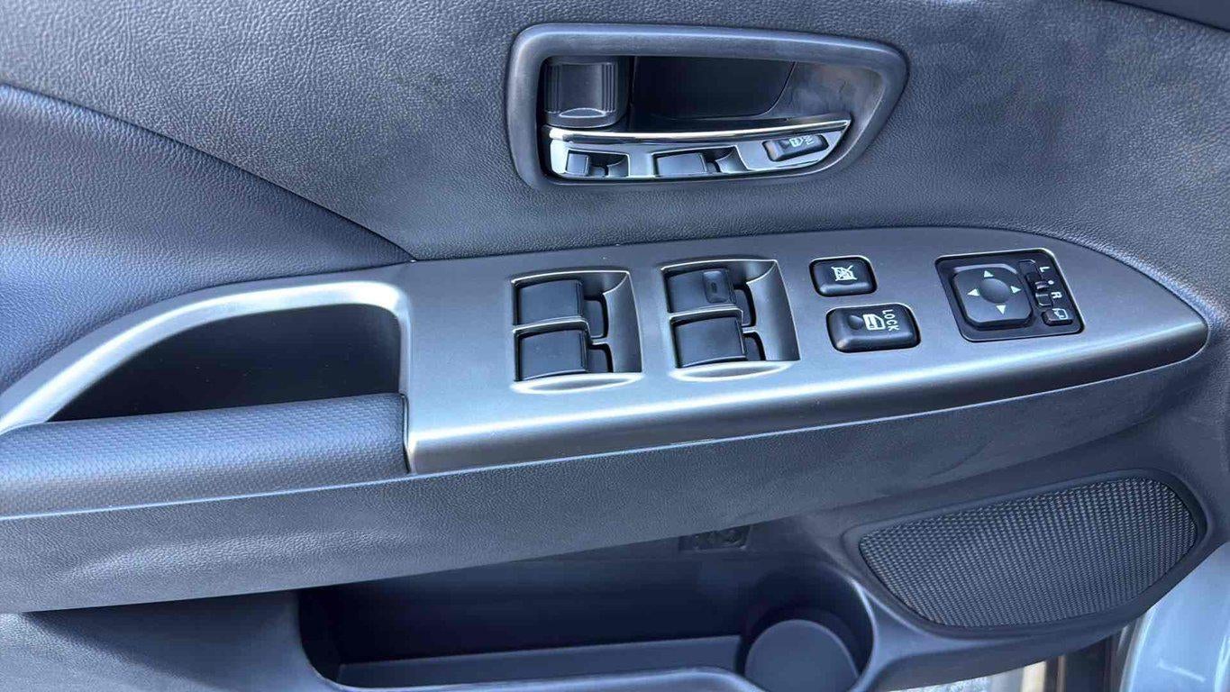 2025 Mitsubishi Outlander Sport 2.0 SE AWC