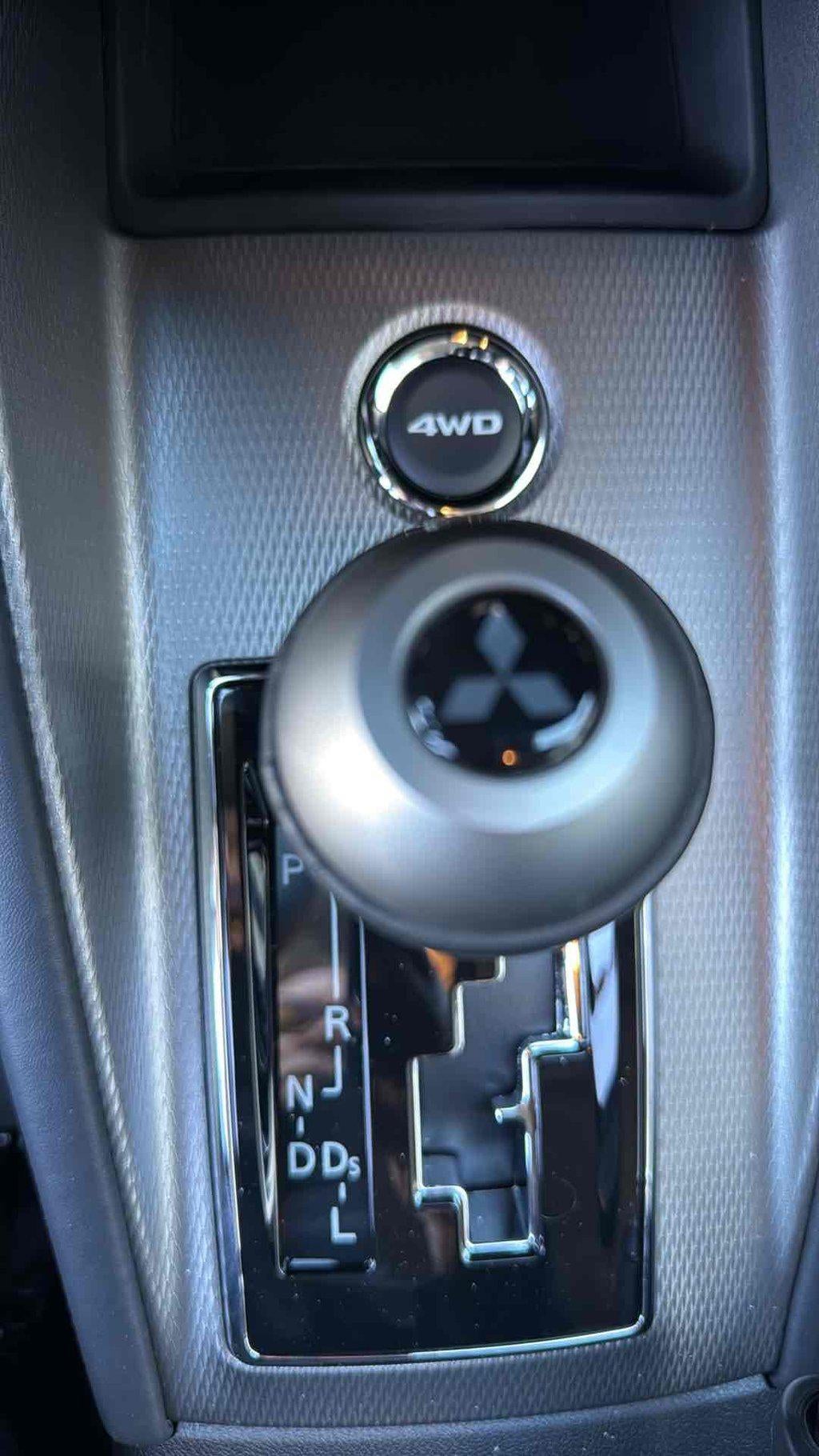 2025 Mitsubishi Outlander Sport 2.0 SE AWC