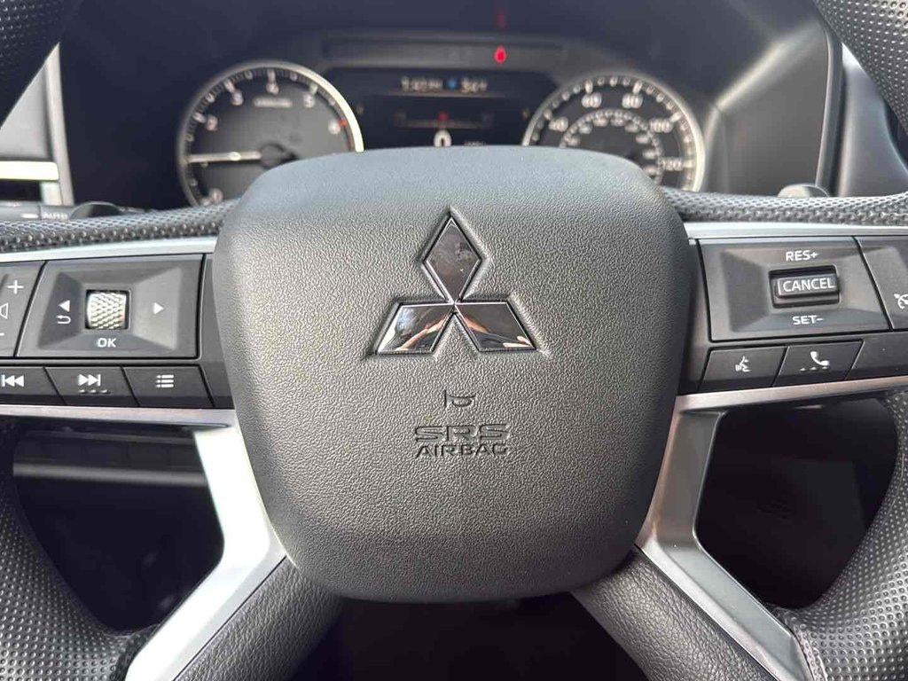 2026 Mitsubishi Outlander ES 2.5 S-AWC