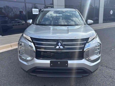 2026 Mitsubishi Outlander ES 2.5 S-AWC