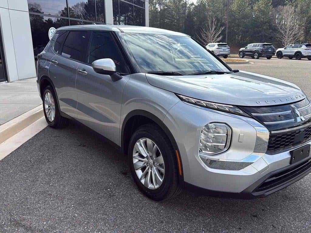 2026 Mitsubishi Outlander ES 2.5 S-AWC