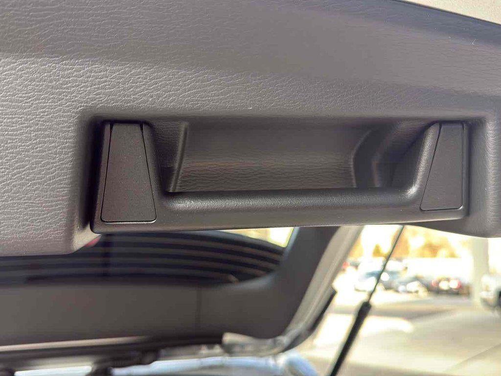 2026 Mitsubishi Outlander ES 2.5 S-AWC