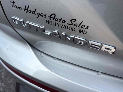 2026 Mitsubishi Outlander ES 2.5 S-AWC