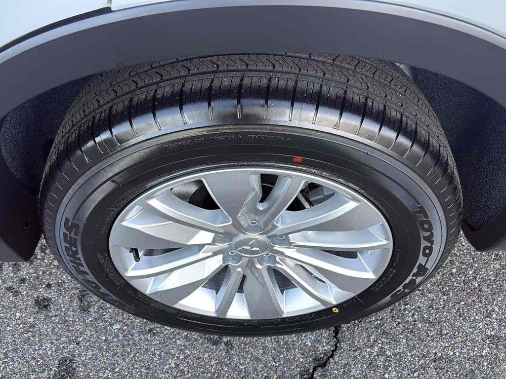 2026 Mitsubishi Outlander ES 2.5 S-AWC