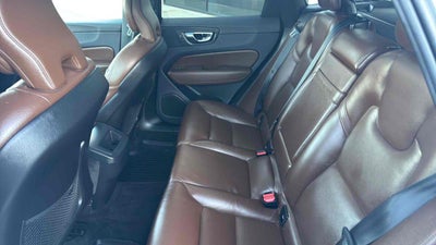 2019 Volvo XC60 T5 Momentum