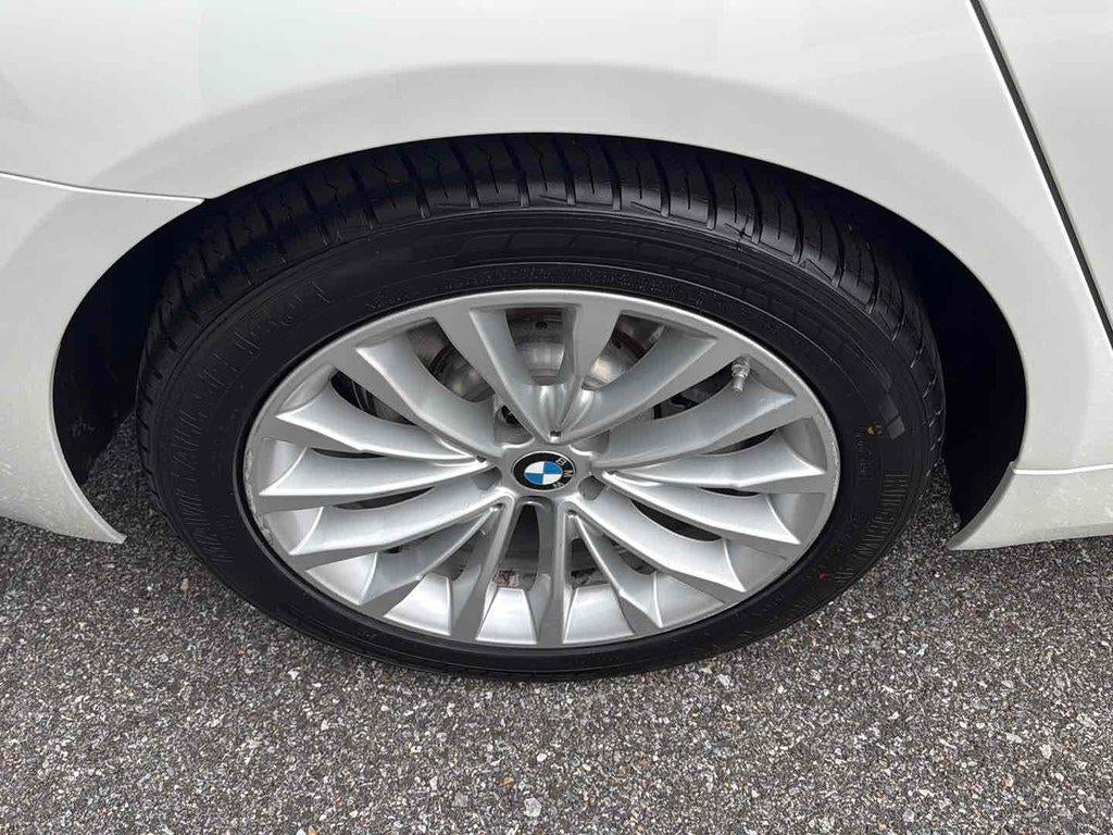 2023 BMW 530 i xDrive